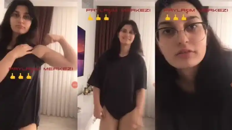 türk porno türbanlı: Gözlüklü kız şarkı açıp kalın bacaklarını sergiliyor Türk ifşa link 