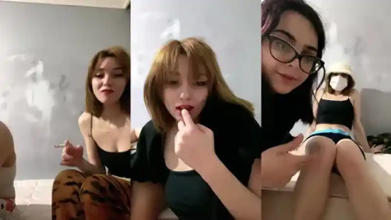 İki üniversiteli kız yayında dekolte veriyor Türk ifşa link - Bedava twitter türbanlı porno