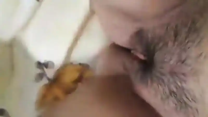 18'lik kaltak kıllı dar amcığına parmak sokuyor Türk ifşa vk - HD türk türbanlı porno