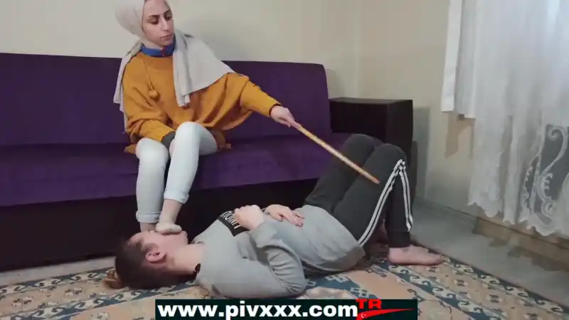 Kraliçe bölüm 2 - Full İzle türk türbanlı pornoları