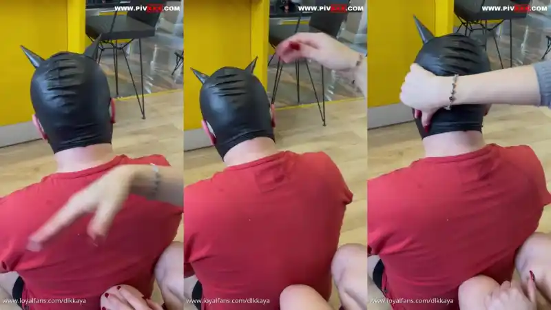 twitter türbanlı porno: Ear pulling 