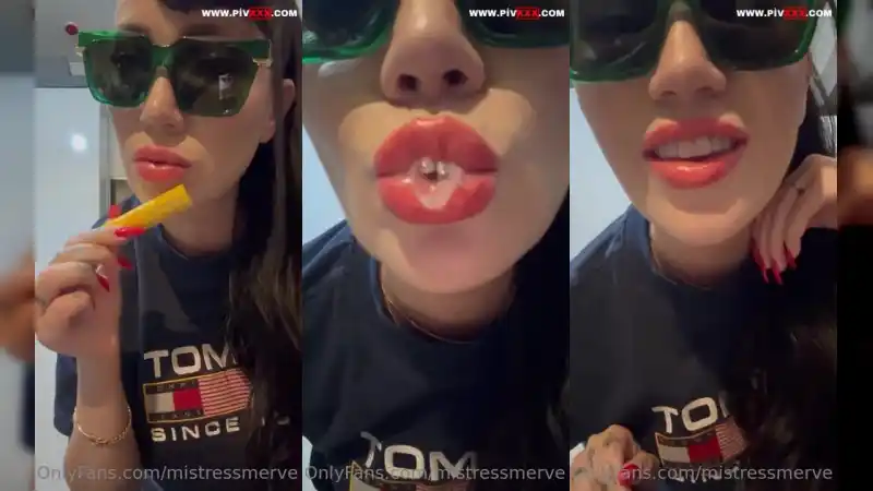 türbanlı pornolar: Swallow my saliva..! 