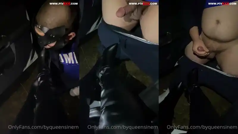 türbanlı türk porno: Public spitting and leather boots orgasm 