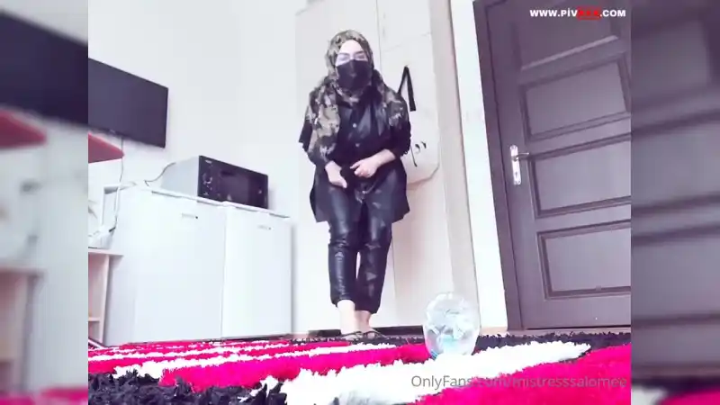 türbanlı porno twitter: Giantess fetişistleri için çektiğim videom 