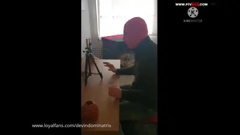 Youtuber köle 1 - Sansürsüz türbanlı türk porno