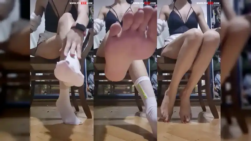 Ayaklarıma dil atmanı istiyorum - Türkçe Altyazılı porno izle