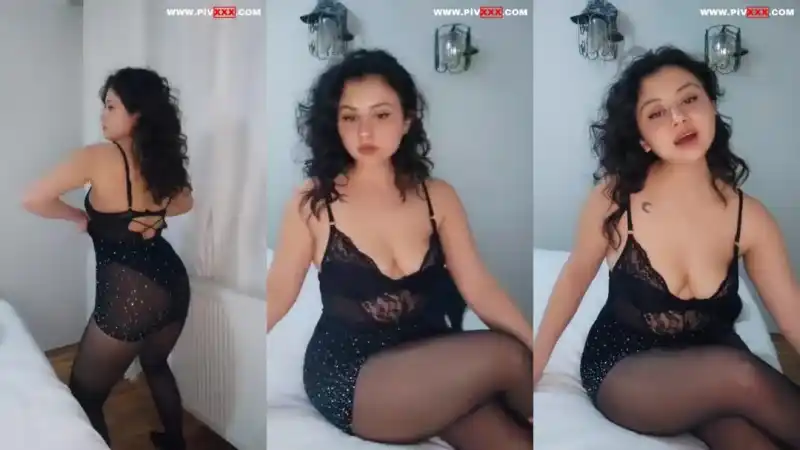 türbanlı ifşa: Tango bigass ifşa odasında gecelikli canlı yayın yaptı 