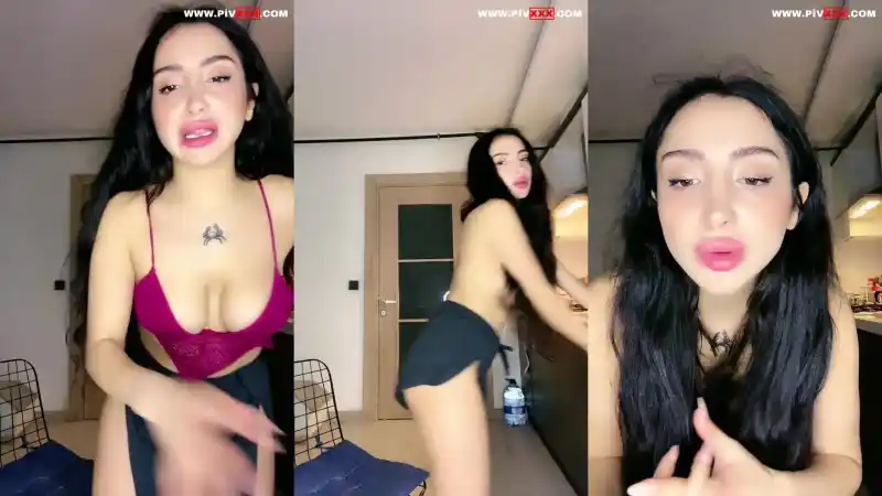 Tango pabirli ifşa sexy hatunun yayınını seyret - Full İzle türk porno