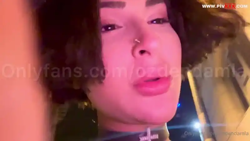 Arabasıyla beni eve bırakan boy üstüne bide sikti - Sansürsüz twitter türbanlı porno