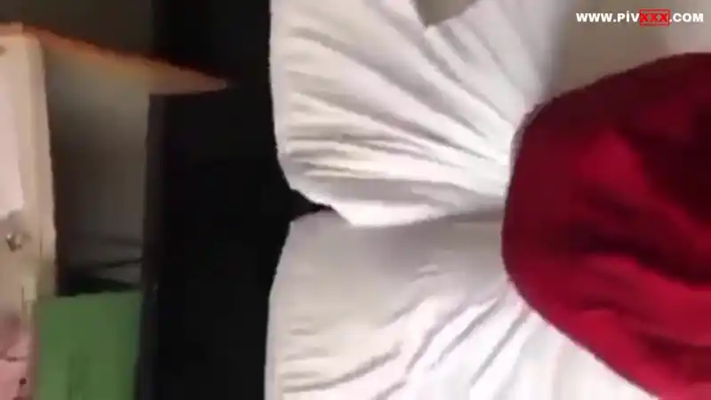 Hakan türbanlı sevgilisinin ağzına vermiş ayakta sakso çektiriyor - türbanlı türk porno (Sansürsüz)