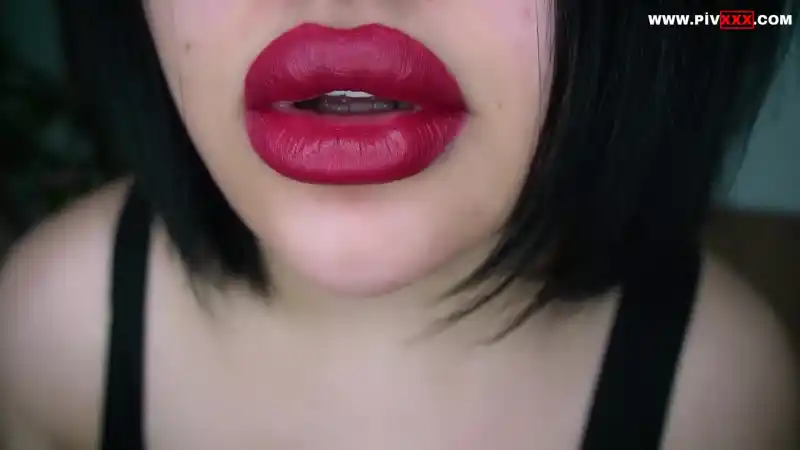Turkce porno taşşaklarini yalarken zevkten çildiriyorum! - HD porno türk türbanlı