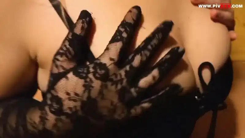 türbanlı porno twitter: Buyuk goguslu oda arkadasimi jartiyerli gorunce dayanamadim | hard sex all neutral big tits 