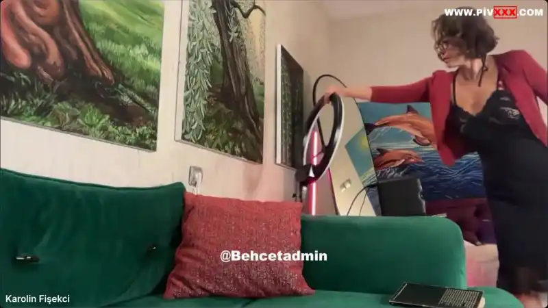Karolin fişekçi: milf kadın, genel konuşma ve frikikleri - Bedava türbanlı pornosu