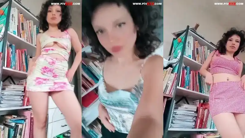 porno türbanlı türk: Kader öztürk: pozlar ve mini etek denemeleri 