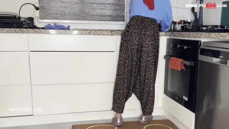 Turkse man neukt hijab arabisch meisje - porno türbanlı türk (Yeni 2026)