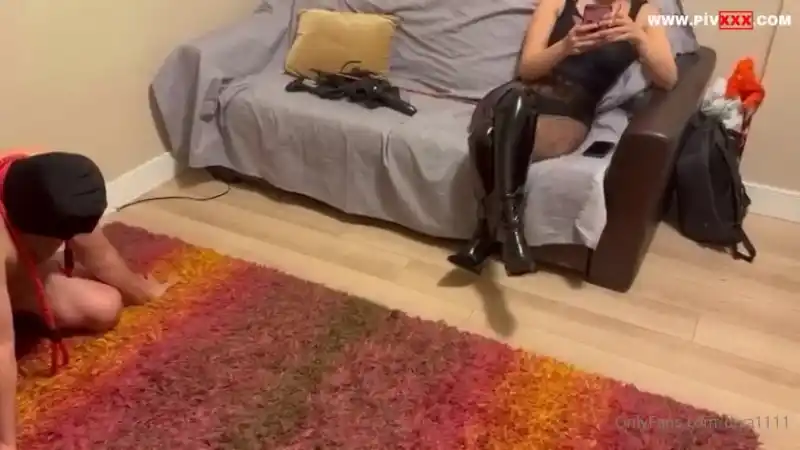 Saksocu köle • sahibe diya : türk porno türbanlı (Sansürsüz)