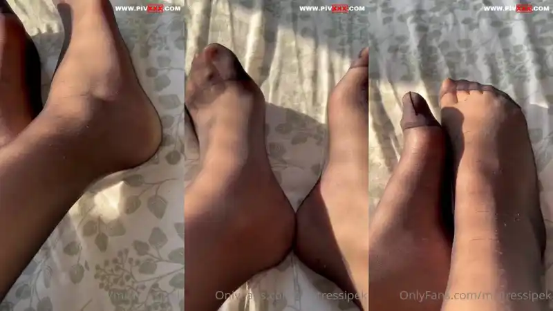 Yılbaşı sabahından selam • mistress i̇pek - Sansürsüz türk türbanlı pornoları