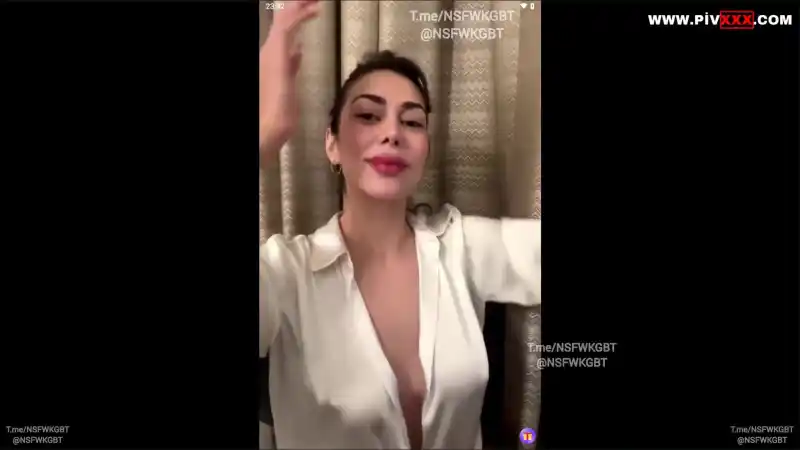 Kısmetse olur şeydanur tunç i̇fşa canlı yayın dekolte veriyor - Full İzle türbanlı sotwe