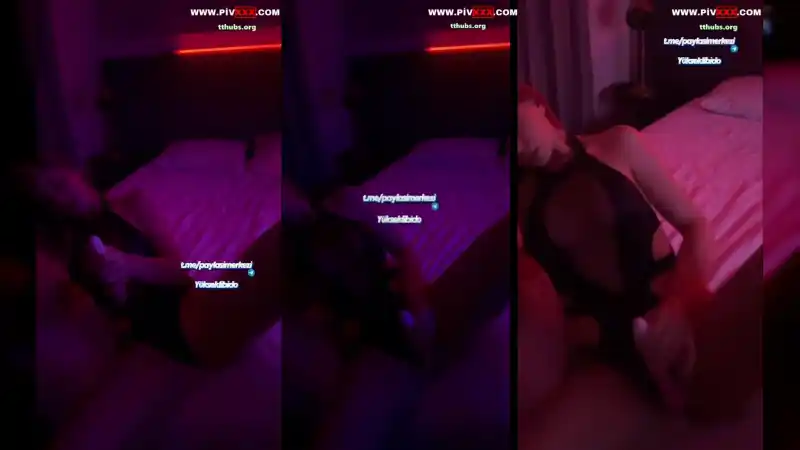 türbanlı telegram: Solvia dildo sokup çıkarıyor yatakta karanlıkta 