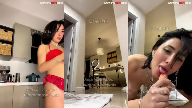 türbanlı sikiş: Tango samael dildo emip amını parmaklıyor 