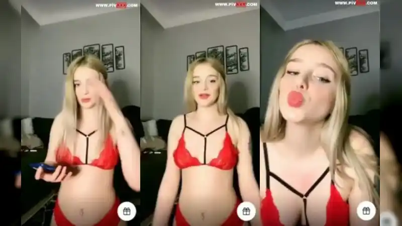 Ceydaria kırmızı iç çamaşırıyla webcamde azgın pozlar veriyor - Yeni 2026 türbanlı porno twitter
