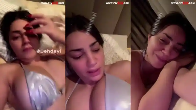 Yatakta yatıyor, meme ucu piercingiyle gülümsüyor, link paylaşıyor. - türbanlı ifşa twitter (Sansürsüz)