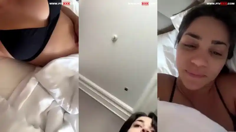 türbanlı sex: Serpil cansız yatakta azgınca vücudunu sergiliyor 