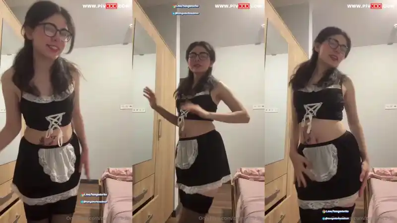 porno izle: Ayça çağan onlyfans videosunda hizmetçi kostümüyle götünü açıp sergiliyor 