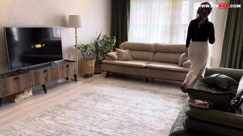 Türbanlı fatma evde her telden azgınca takılıyor - Sansürsüz sotwe türbanlı