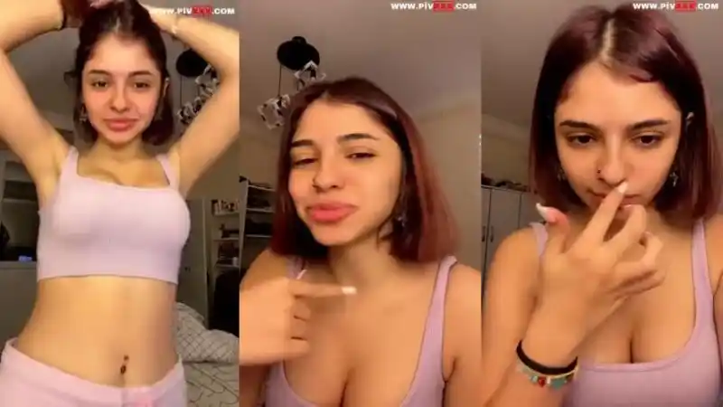 türk porno: Amelya tango memelerini sıkıp dil çıkarıyor 
