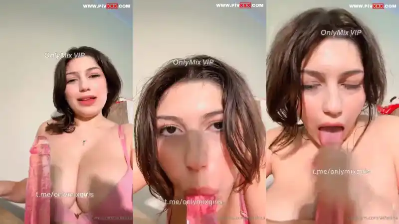 türbanlı pornolar: Athelina onlyfans videosunda pembe dildoyu yalayıp göğüslerine sürdü 