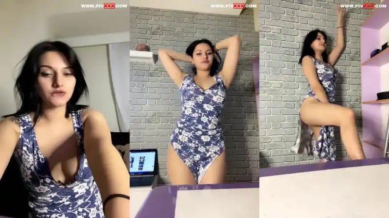 Tango bloom tangoda memelerini açıp dans ediyor - türbanlı telegram (Türkçe Altyazılı)