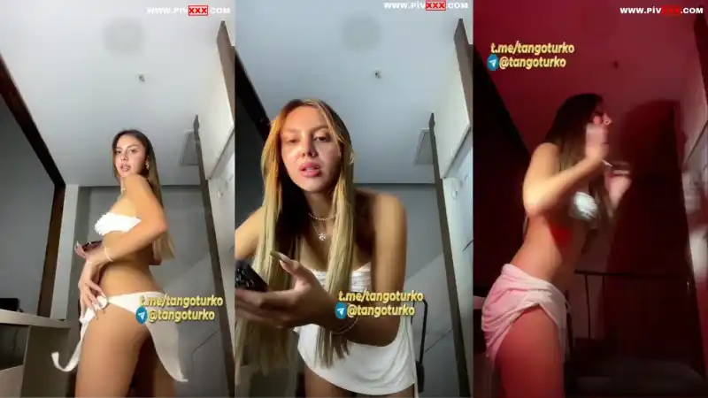 Semfunny tangoda memelerini açıp poz veriyor - türbanlı türk porno (Bedava)