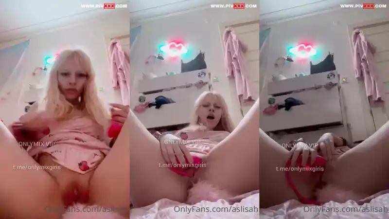 türbanlı porn: Aslı şah pembe vibratörle mastürbasyon yapıyor 