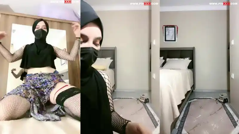 türbanlı türk pornoları: Türbanlı boncuk canlıda eteğini kaldırıp kalçalarını sallıyor 