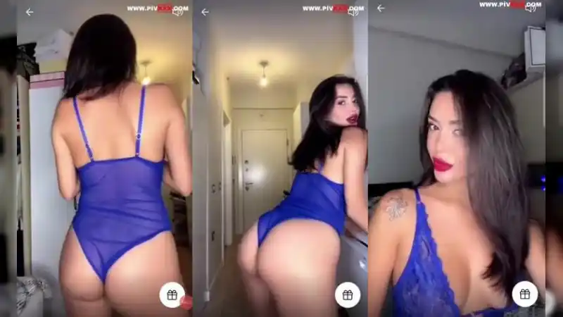 Ada kumsal tangoda mavi bodysuitle poz verip götünü gösteriyor - Full İzle türbanlı telegram