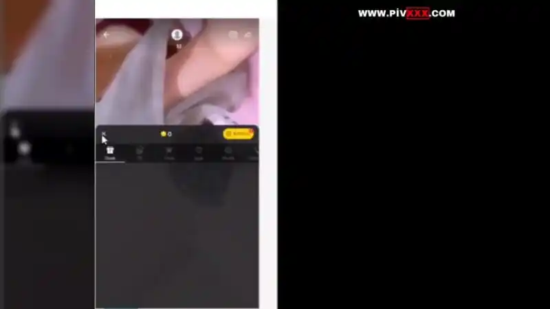 Türbanlı boncuk canlıda amını açıp parmaklıyor - Bedava türbanlı sikiş