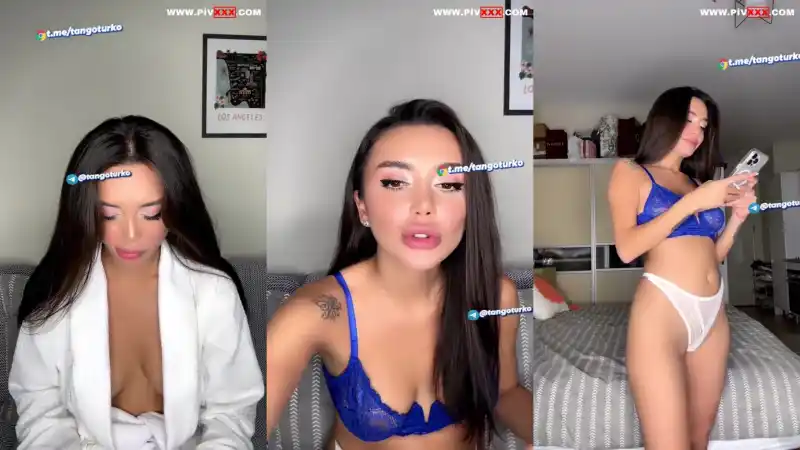 Ada kumsal tangoda mavi tangasını sıyırıp telefonuyla oynuyor - Türkçe Altyazılı türbanlı türk porno