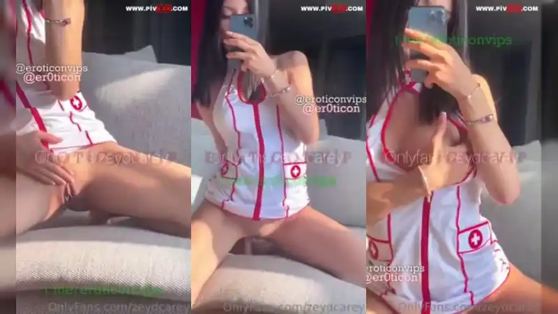 Zeydcarey alya vural hemşire kostümüyle amını dildoyla doldurup selfie çekiyor - Türkçe Altyazılı türbanlı pornosu