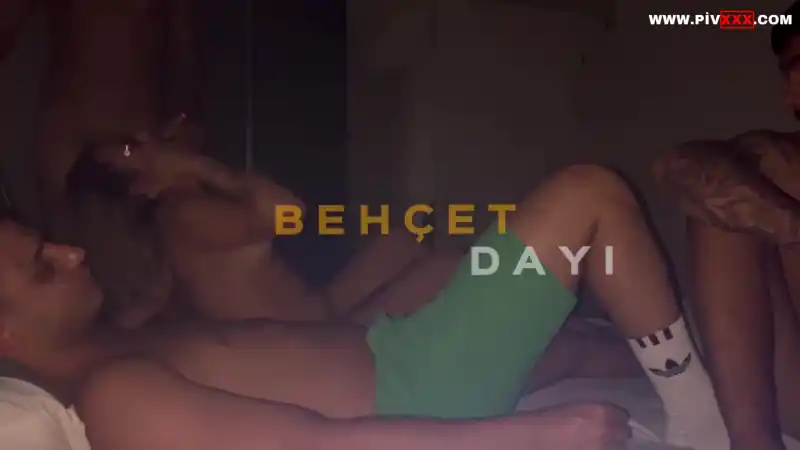 Devriliyorum naz sex videoları part (26) - HD türbanlı türk pornoları