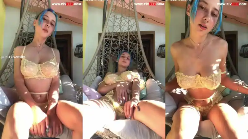 türbanlı sex twitter: Kadersizimasli salıncakta amını parmaklayıp azıyor 