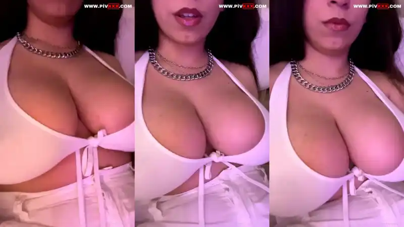 türbanlı pornosu: Merve damla onlyfans videosunda büyük memelerini sergiliyor 