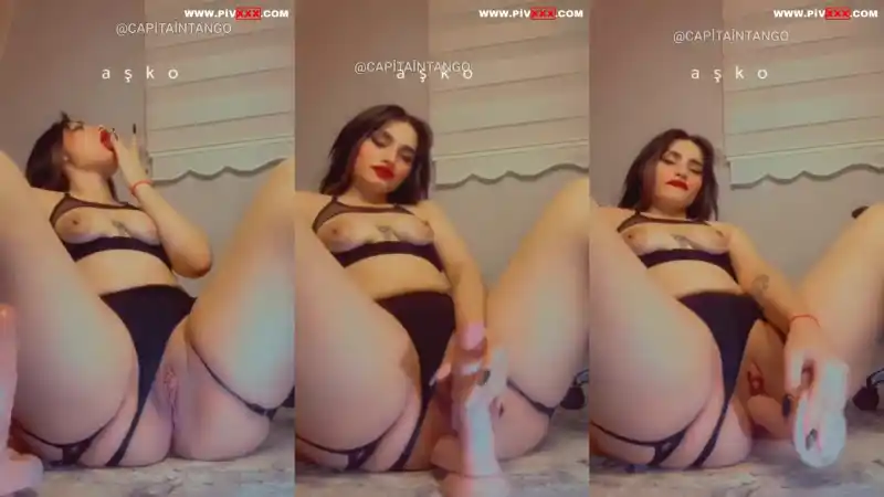 Ayda tangoda amını açıp dildo sokuyor - Full İzle türbanlı sakso