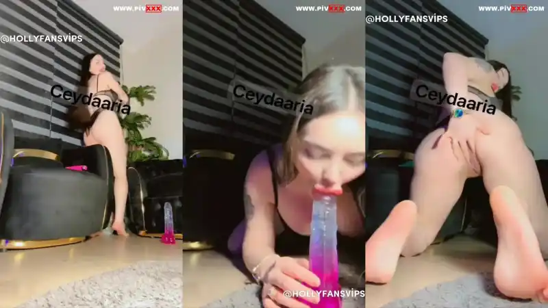 türbanlı sex twitter: Ceyda aria webcamde dildo emip amını parmaklıyor 