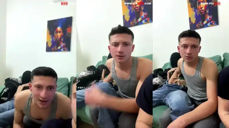 Genç türk oğlan webcamde mastürbasyon yapıyor - Türkçe Altyazılı türk porno türbanlı