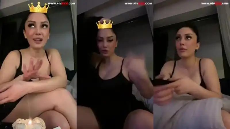 türbanlı sex twitter: Zemheri tango webcamde amını ovuşturup inliyor 